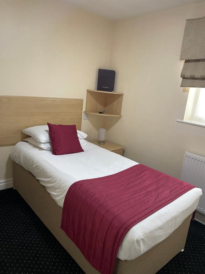 Kings Croft Hotel Pontefract Buitenkant foto