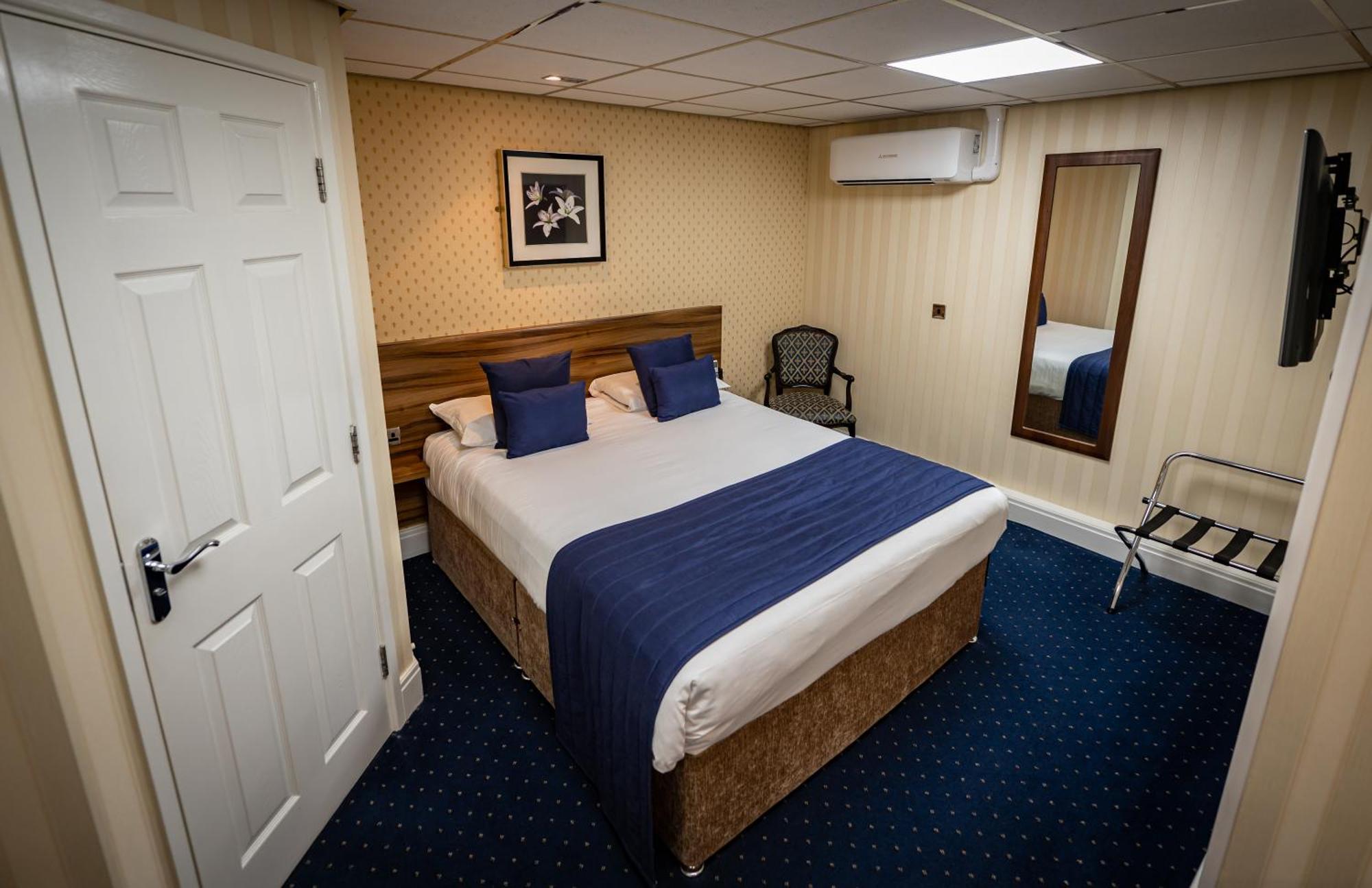 Kings Croft Hotel Pontefract Buitenkant foto