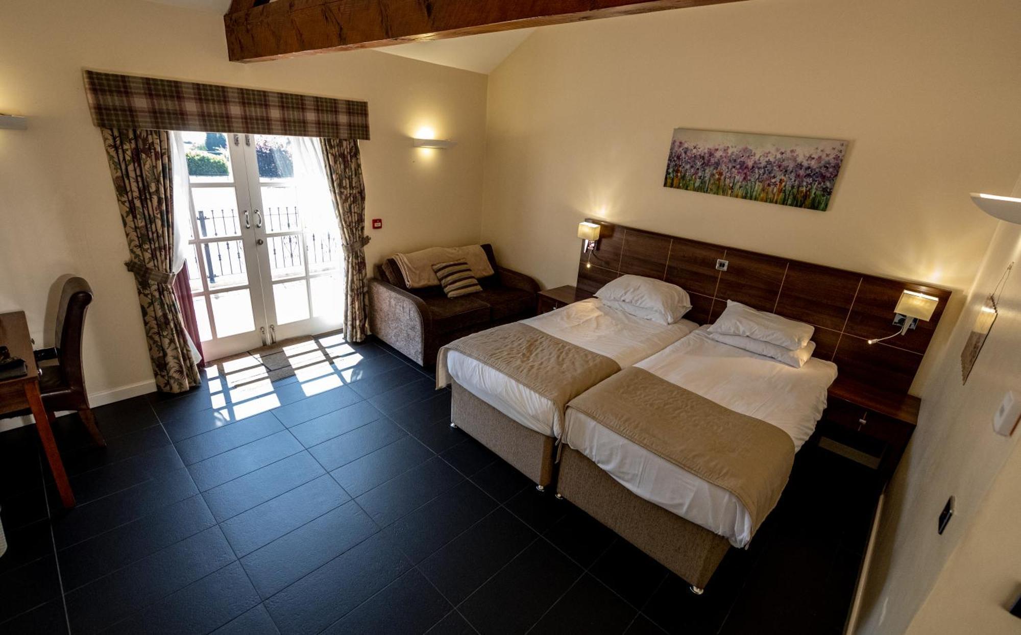 Kings Croft Hotel Pontefract Buitenkant foto