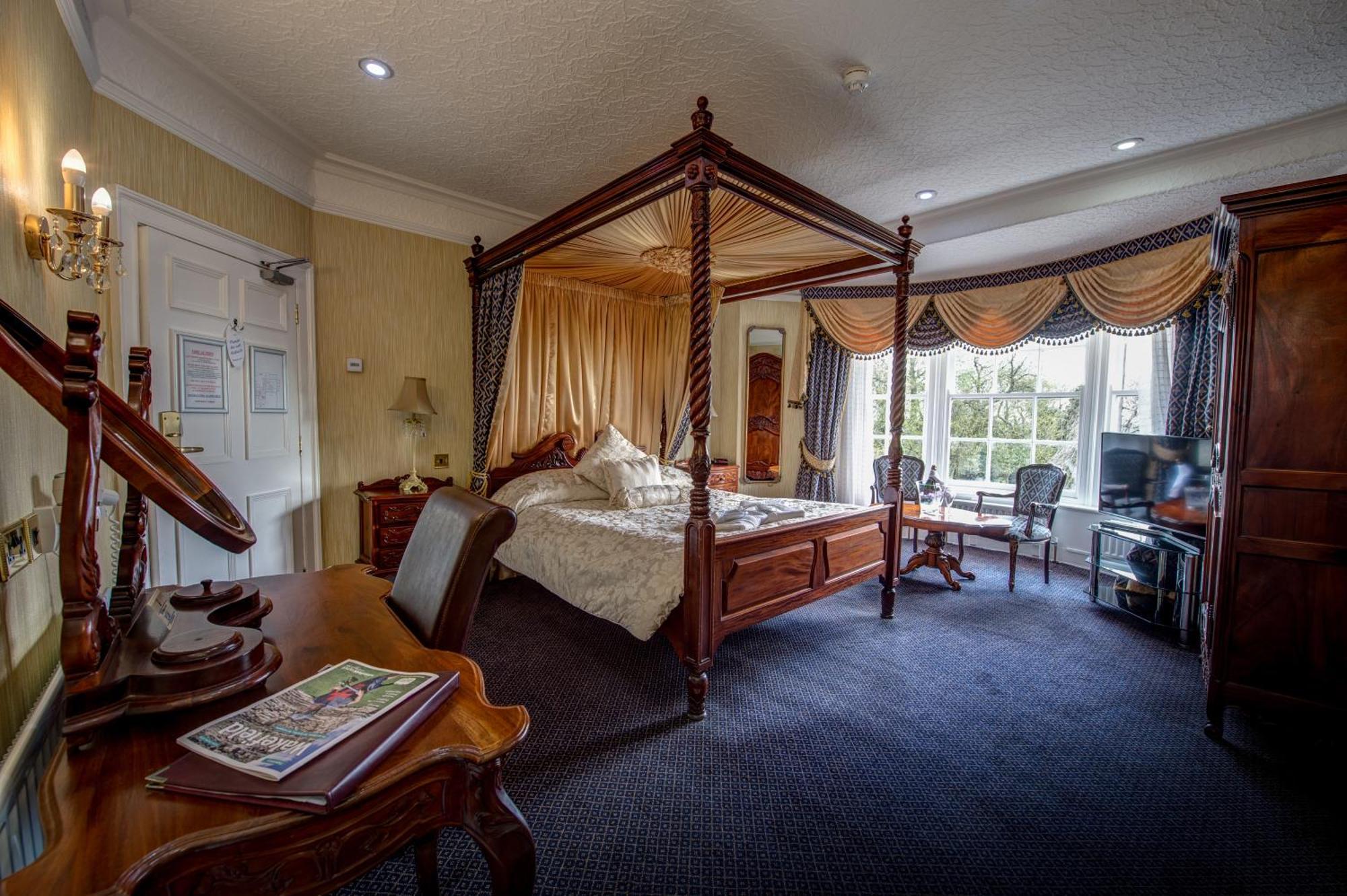 Kings Croft Hotel Pontefract Buitenkant foto
